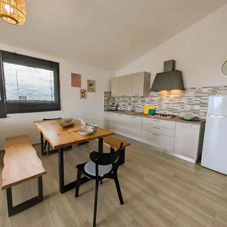 Melograno Apartmán *